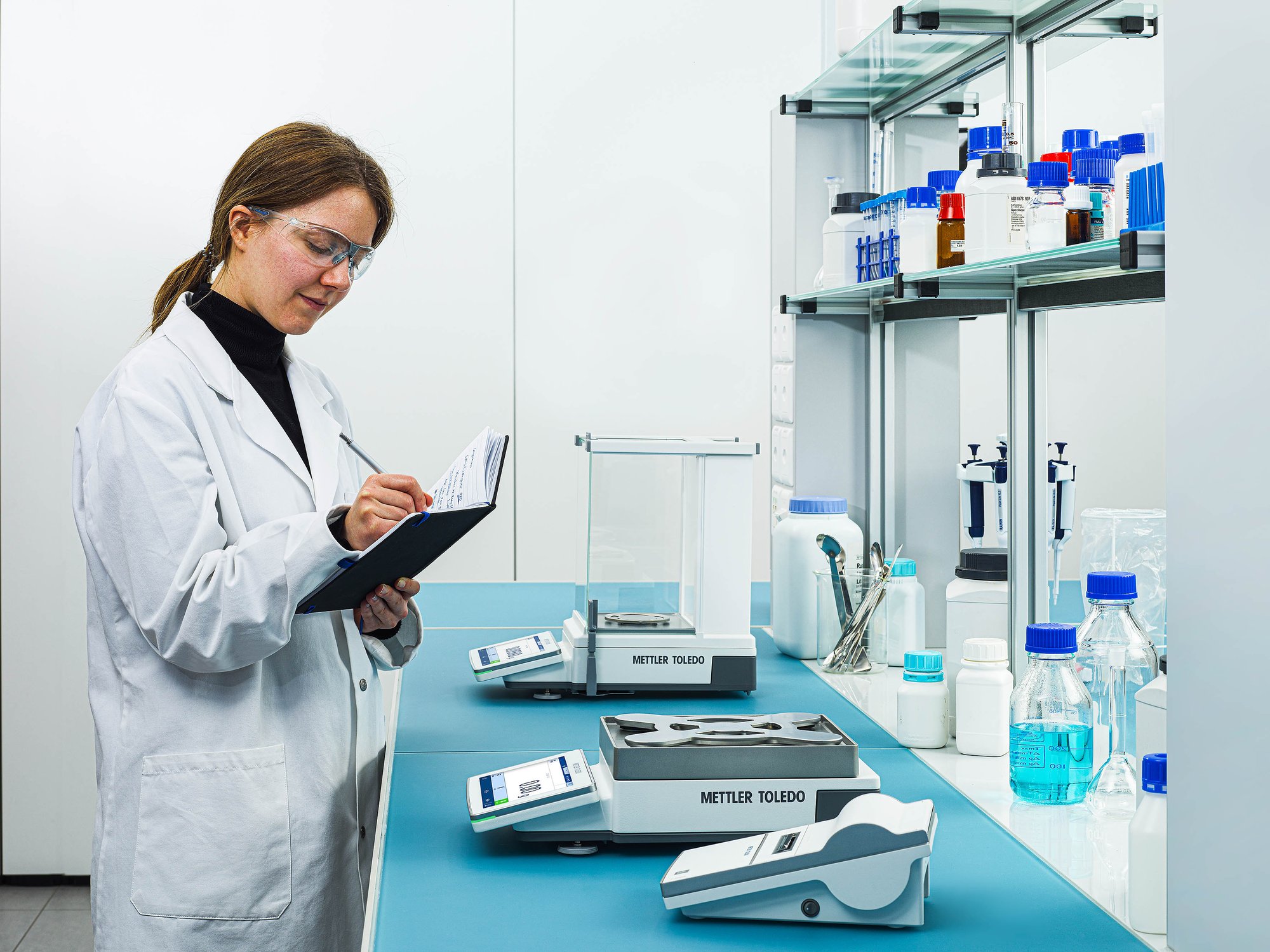MX_balances_laboratory_convenient_processes